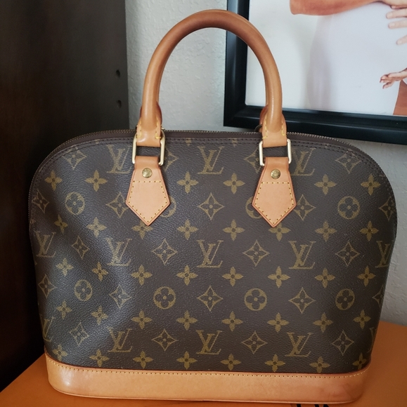 SOLD - Picture 2 of 15